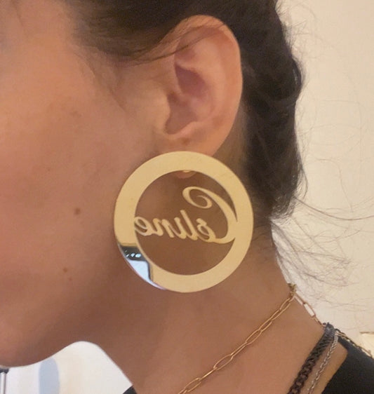 Boucles d’oreilles Céline surdimensionnées